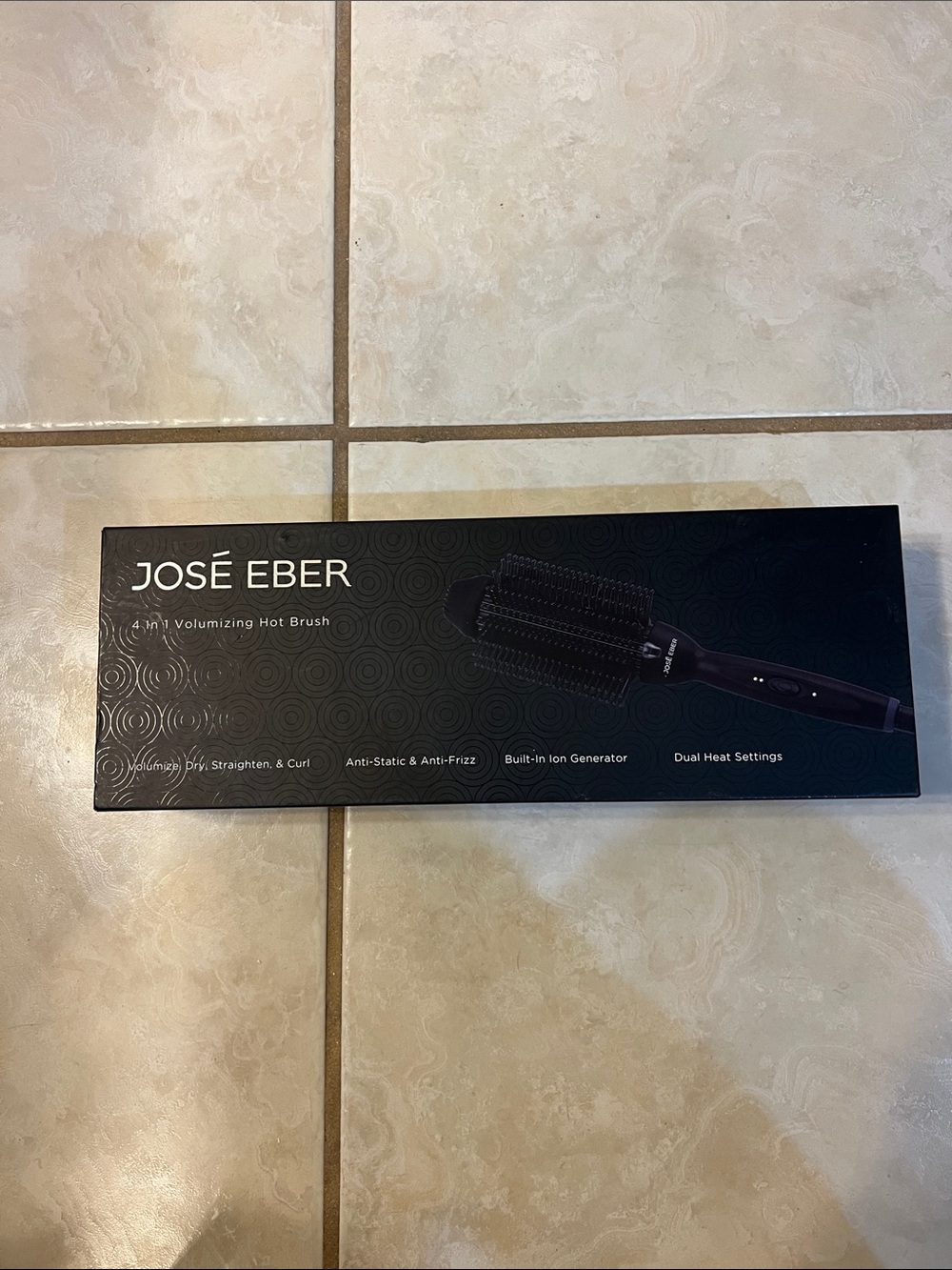 José Eber 4-in-1 Volumizing Hot Brush - Black